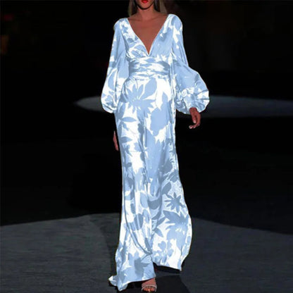 Robe de soirée élégante décolleté profond manches longues