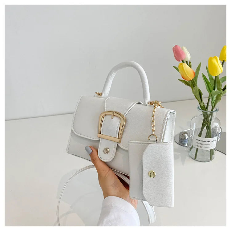 Sac à main cuir verni avec pochette intérieure