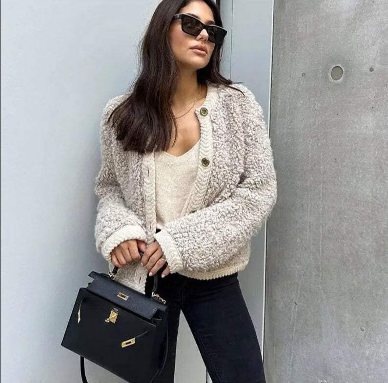 Blouson Cuir Féminin Élégant et Chaud