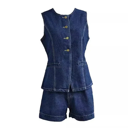 Veste et short de denim tendance pour femme