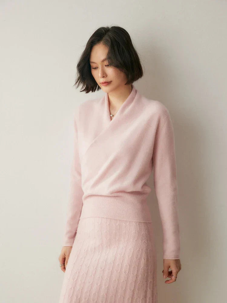 Pull femme élégant en maille avec col montant
