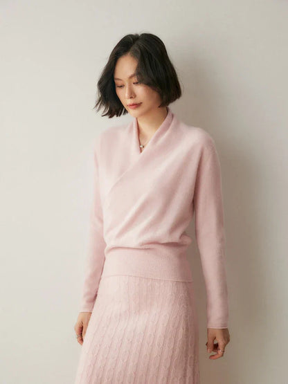 Pull femme élégant en maille avec col montant