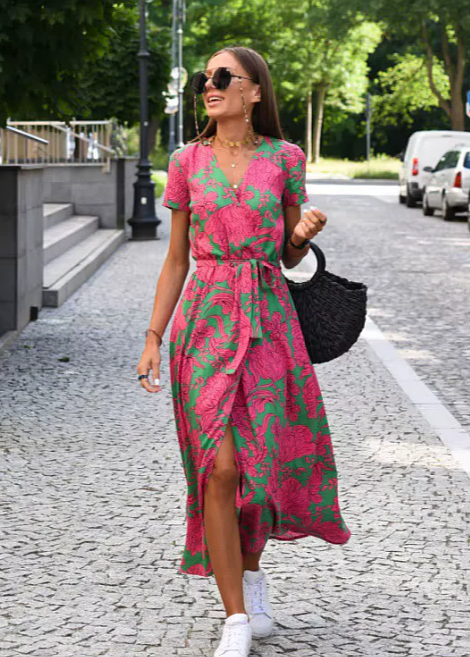 Robe Femme Fluide Coupe Portefeuille Motif Floral Manches Courtes - PanierRoyale