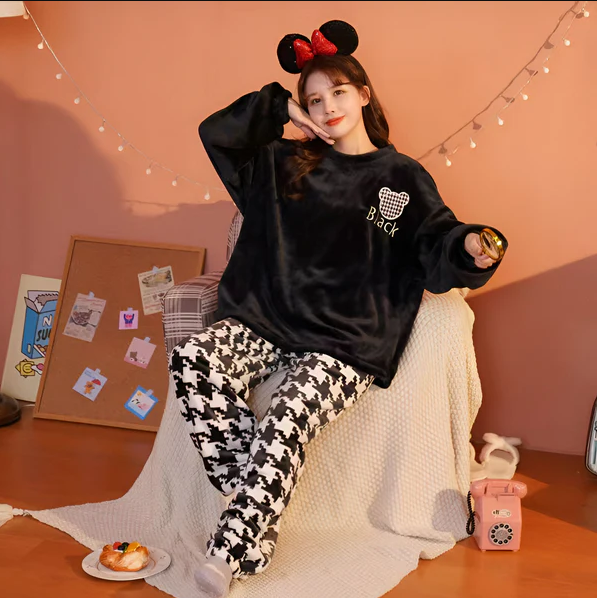 Pyjama Femme Confort et Doux pour Maison