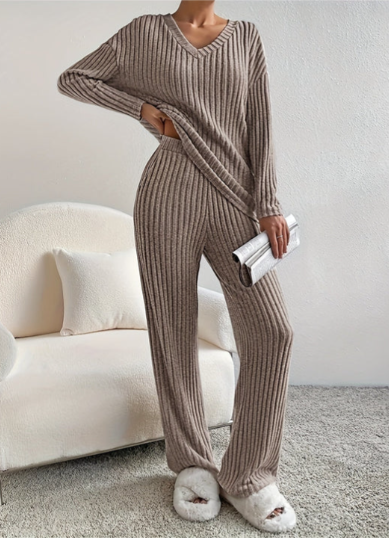 Tenue 2 Pièces Féminine Décontractée pour Tous les Jours