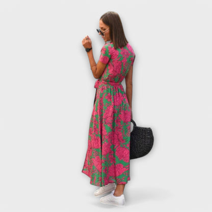 Robe Féminine Décontractée avec Col en V et Ceinture