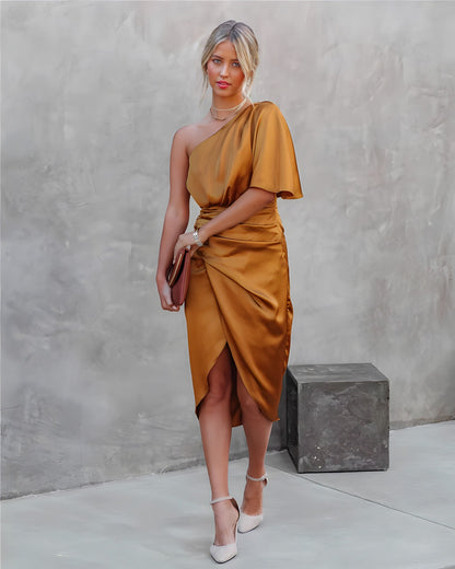Robe Femme Élégante Manche Asymétrique Moderne