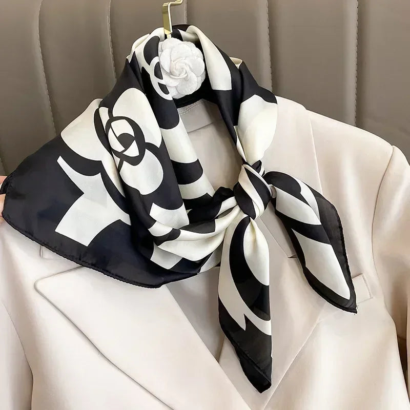 Foulard Carré Femme Satin Imprimé Multi-usage