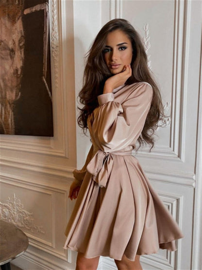 Robe Satin Manches Longues avec Ruches