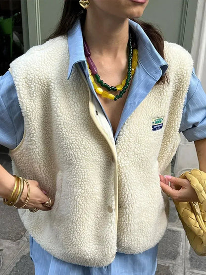 Doudoune Sans Manches Femme Légère Coupe Ajustée Fermeture Boutonnée