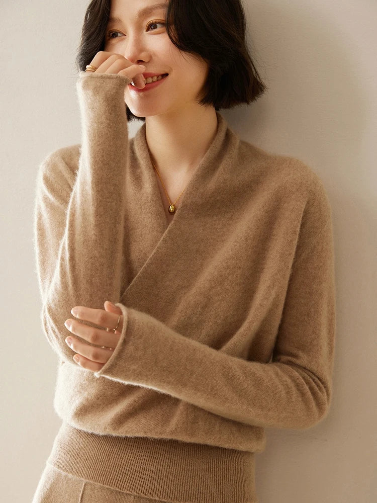 Pull femme élégant en maille avec col montant