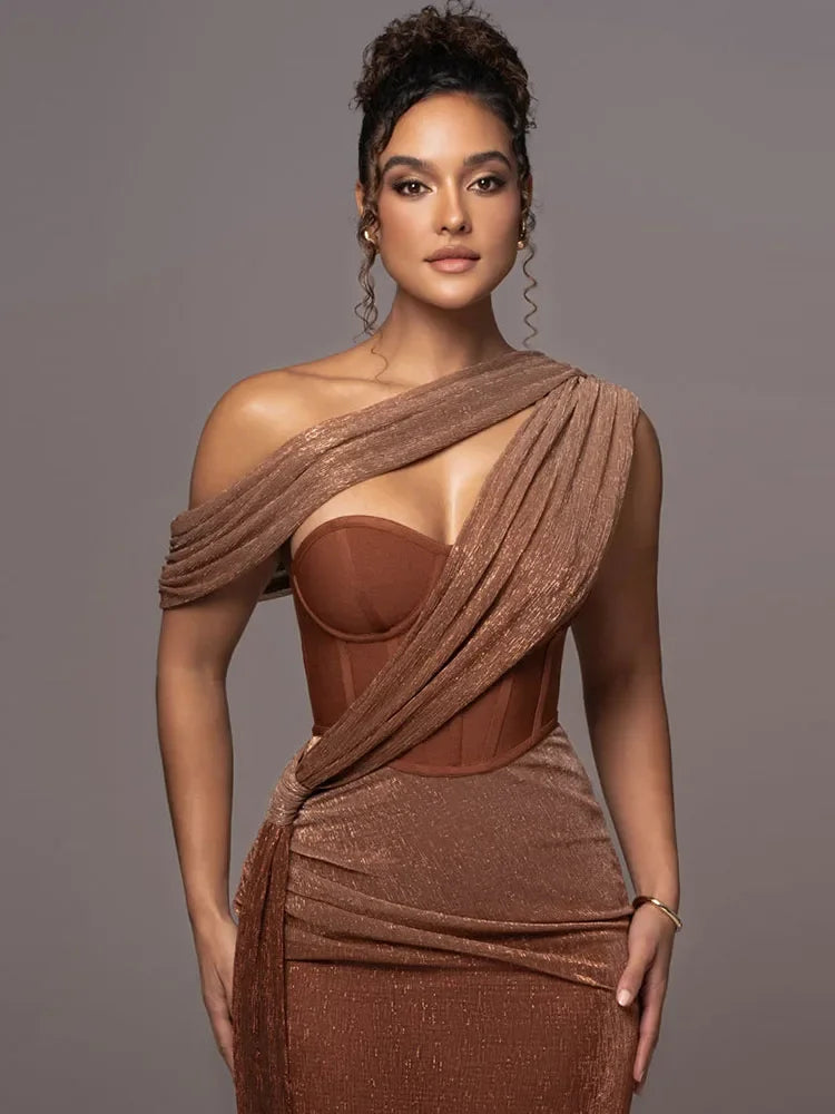 Robe de soirée femme épaule nue élégante