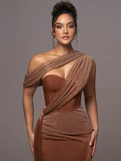 Robe de soirée femme épaule nue élégante