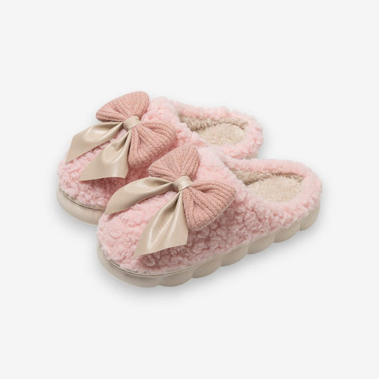 Chaussons Peluche Confortables à Bout Rond avec Nœud Décoratif - PanierRoyale