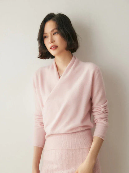 Pull femme élégant en maille avec col montant