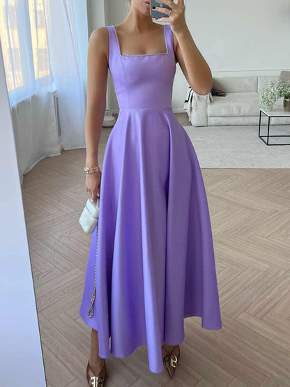 Robe de soirée femme noire élégante décolleté profond