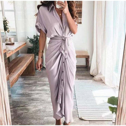 Robe de Soirée Élégante en Soie - Longue et Féminine avec Décolleté Plongeant