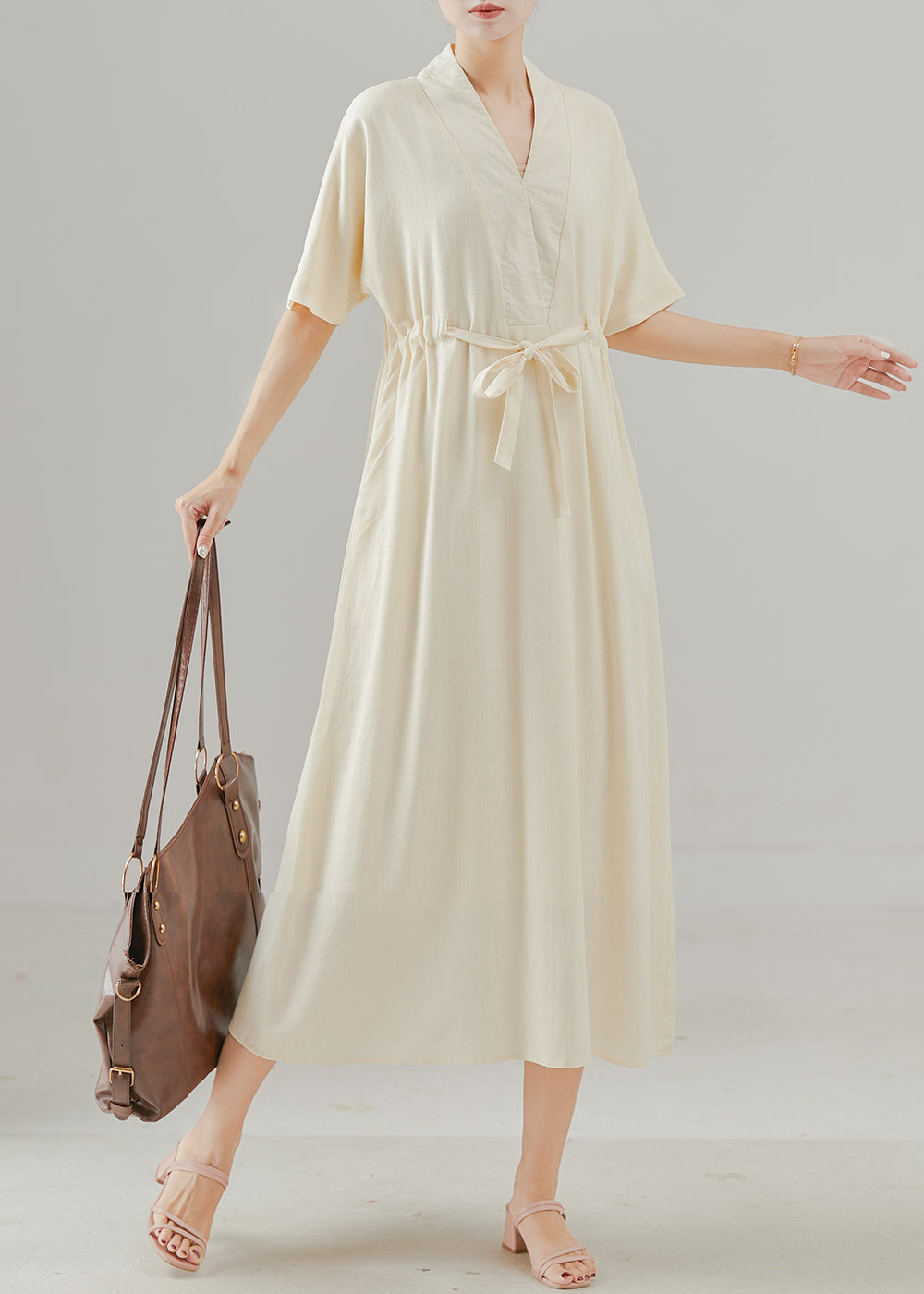Robe d'été légère en coton pastel avec col en V et ceinture - EasyApparels