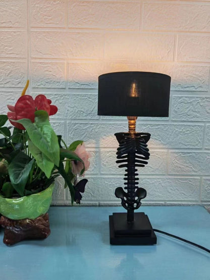 SkullLight™ – Lampe de Chevet Gothique Squelette LED Moderne pour Chambre & Halloween
