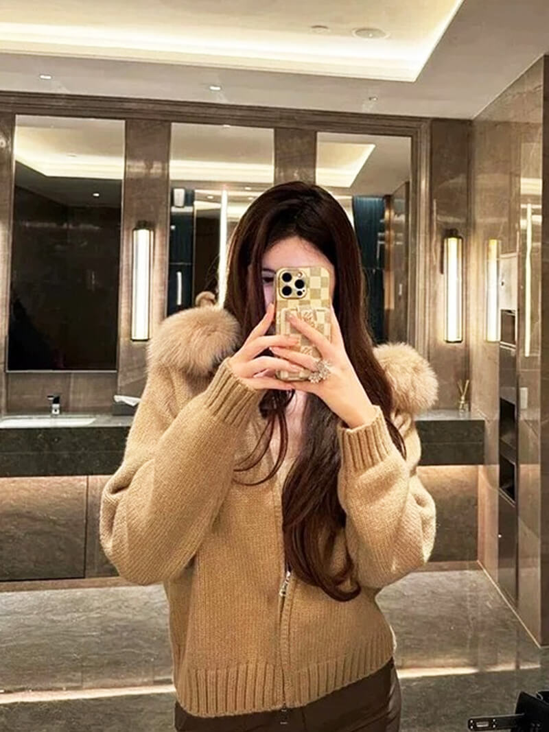 Doudoune Femme Grise Hiver avec Capuche et Fourrure Synthétique