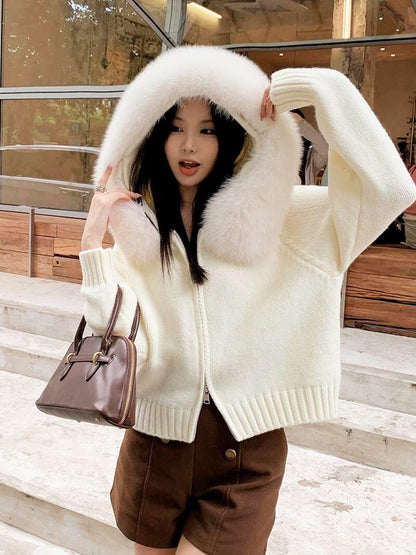 Doudoune Femme Grise Hiver avec Capuche et Fourrure Synthétique