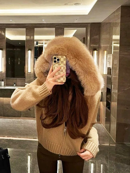 Doudoune Femme Grise Hiver avec Capuche et Fourrure Synthétique
