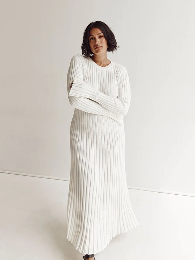 Robe Noire Grande Taille à Manches Longues