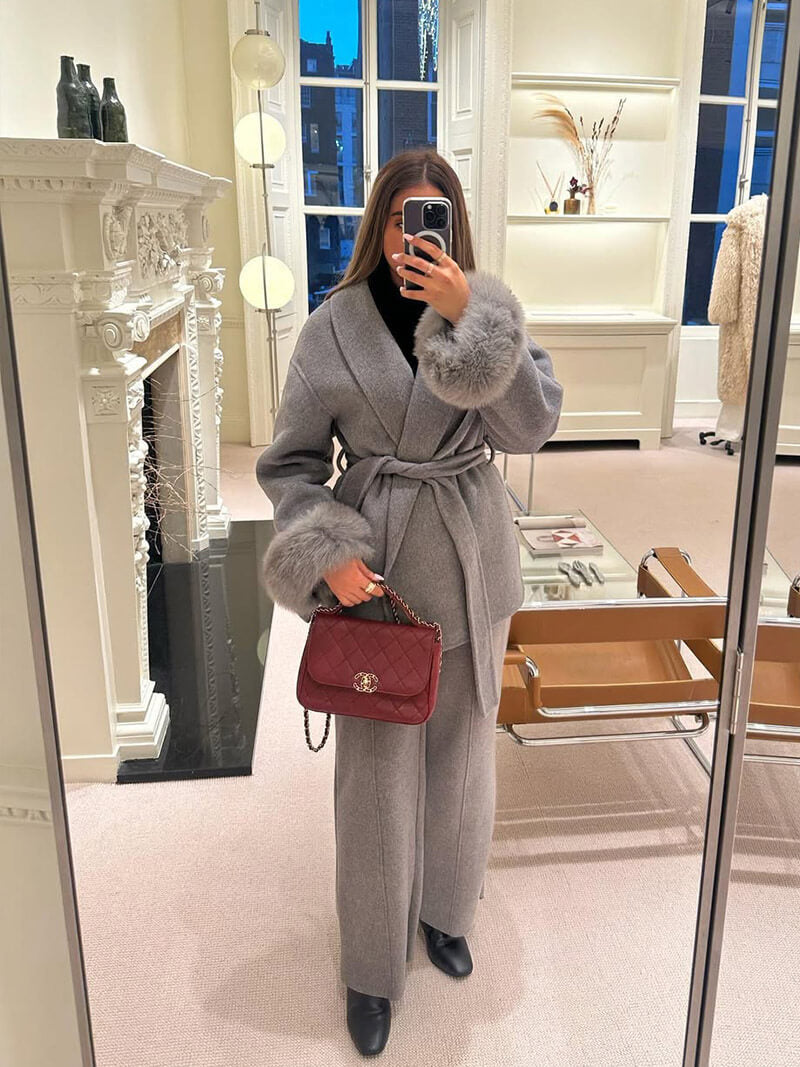 Manteau femme hiver court avec col en fausse fourrure élégant