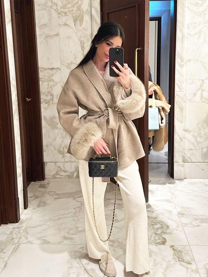 Manteau femme hiver court avec col en fausse fourrure élégant