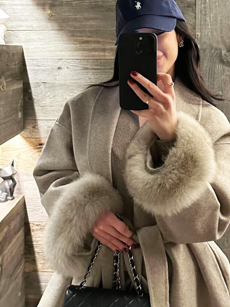 Manteau femme hiver court avec col en fausse fourrure élégant