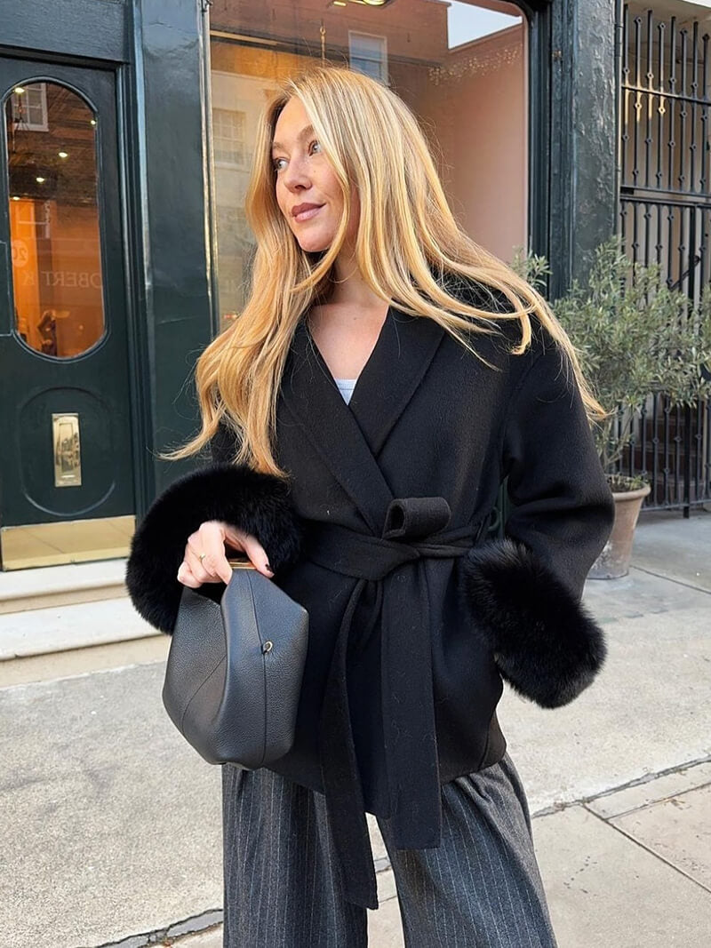 Manteau femme hiver court avec col en fausse fourrure élégant