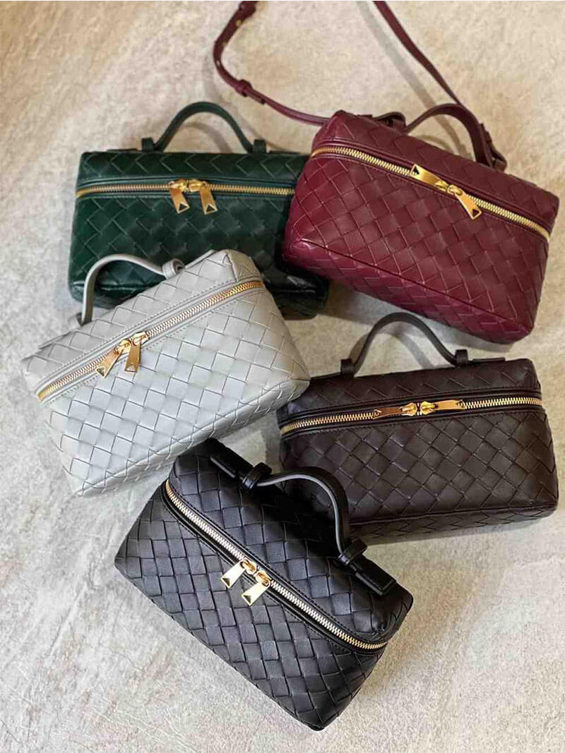 Sac à Main Tressé en Cuir Imitation Compact