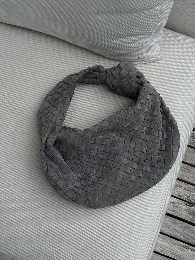 Sac Hobo Tressé avec Détail Nœud - Chic et Authentique