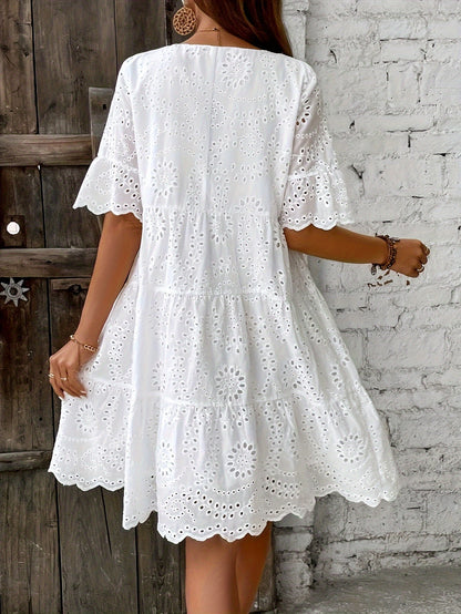 Solevia™ – Robe Femme Été Mi-Longue Chic à Manches Courtes & Dos Évidé