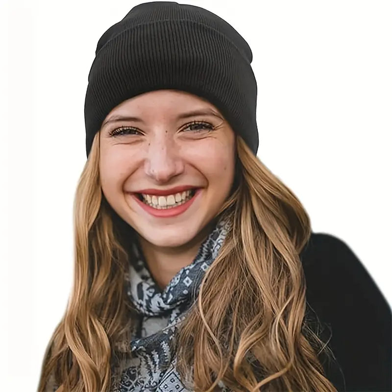 Chapeau Femme Élégant en Soie Noir Classique