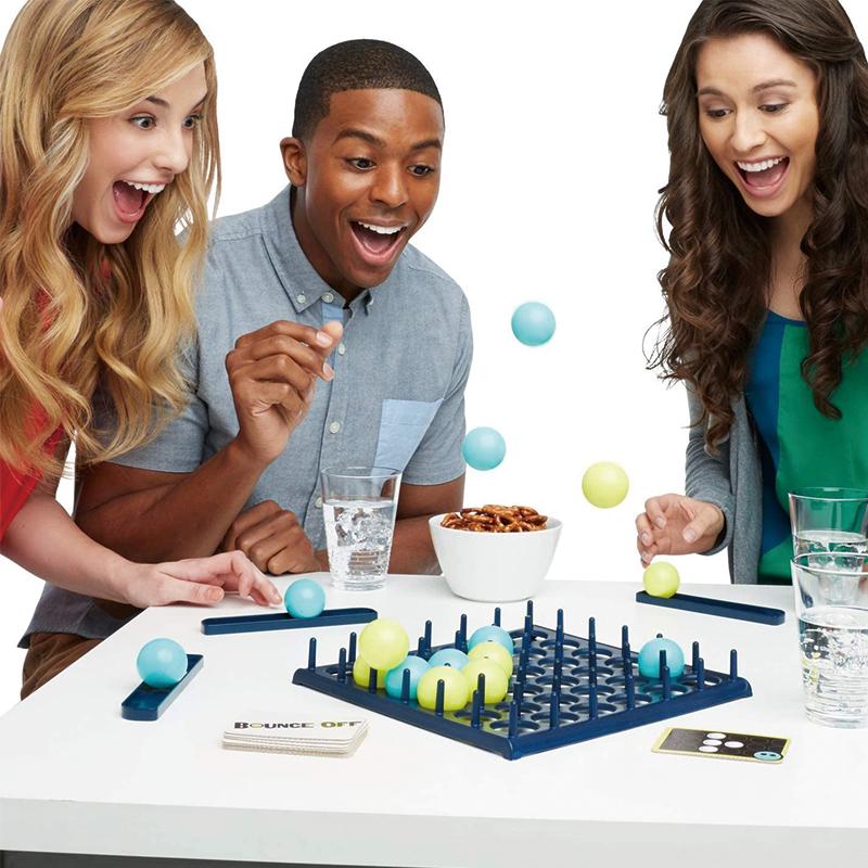 Jeu de Société Familial avec Balles Colorées et Plateau en Bois - PanierRoyale
