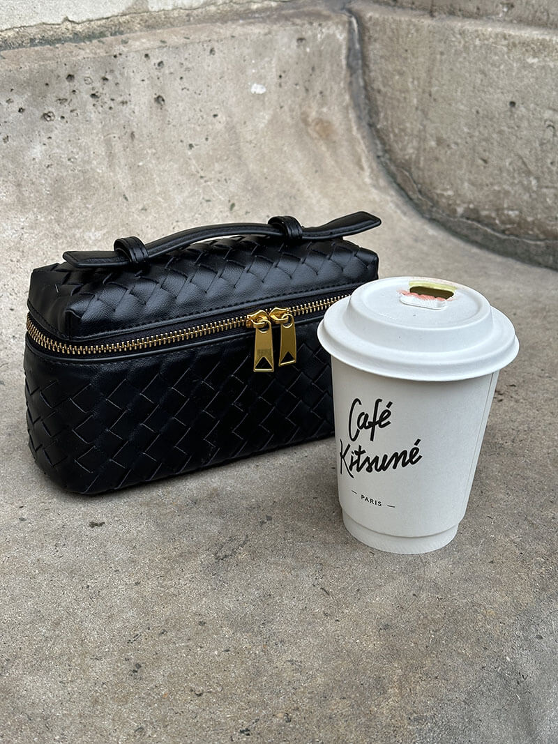 Sac à Main Tressé en Cuir Imitation Compact