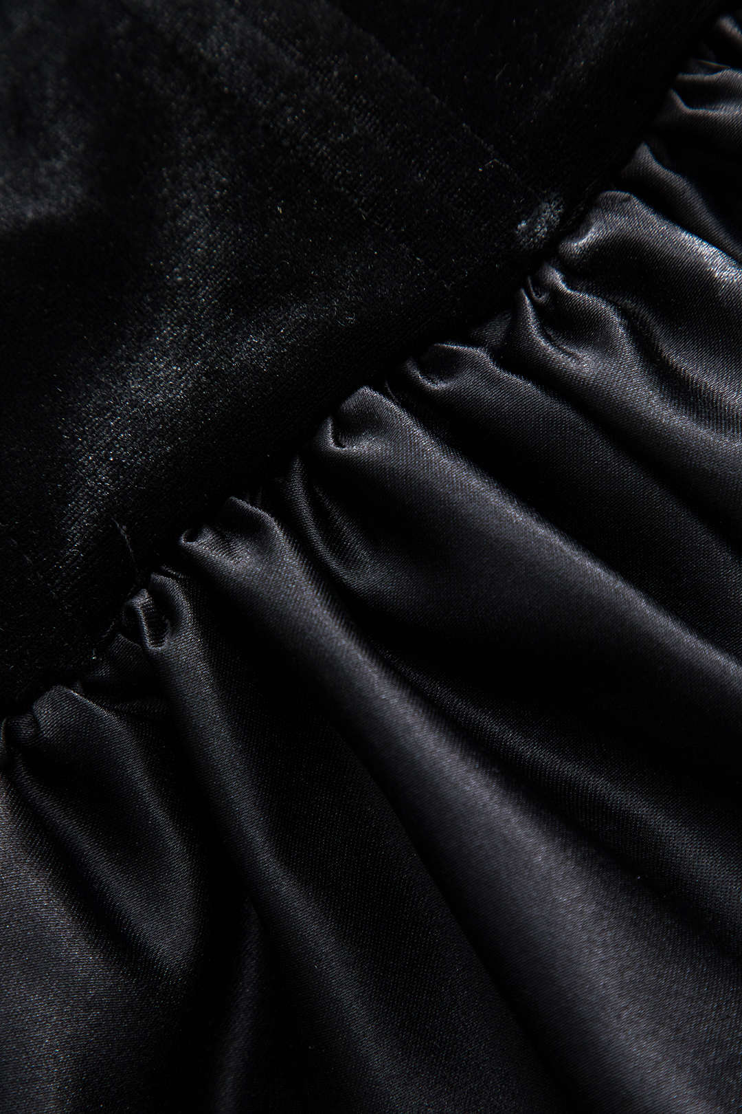 Top corsage cœur satiné femme élégant