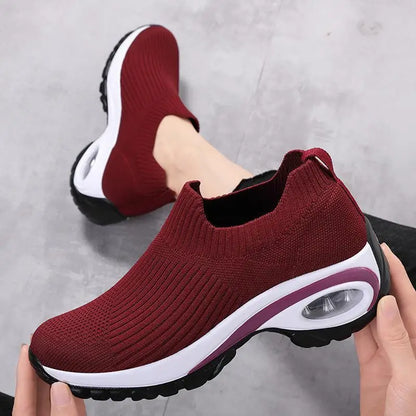 Basket Femme Confortable à Talons Plats Élégants