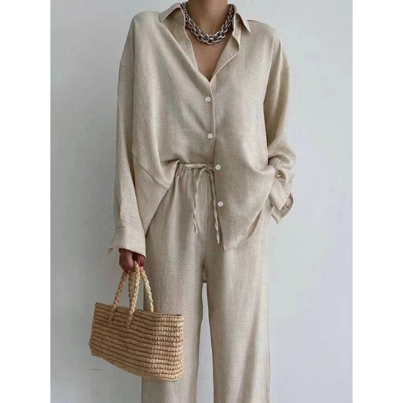 Ensemble Deux Pièces Élégant avec Chemise et Pantalon Tailleur