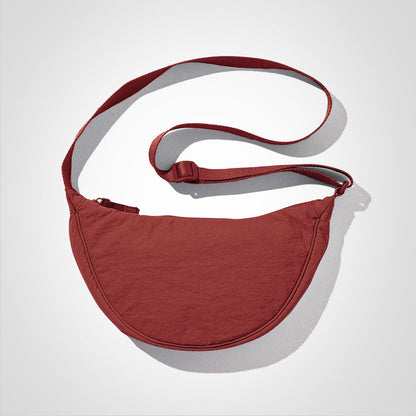 Sac à main demi-lune toile rouge vibrant