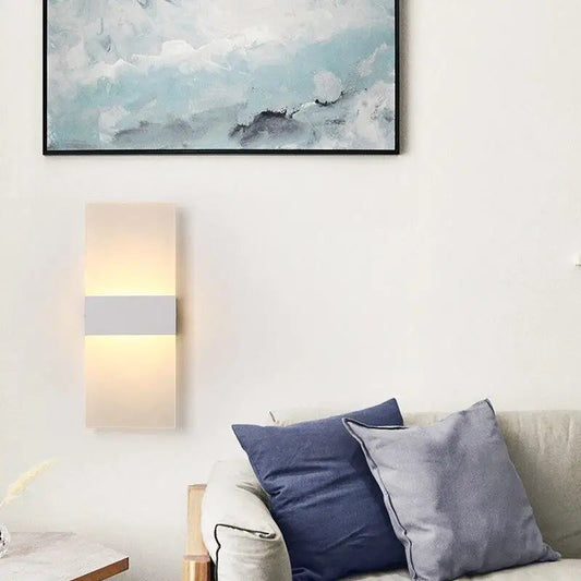 Valora™ – Applique Murale LED Rectangulaire Noire & Blanche Moderne
