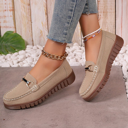 Mocassin Femme Chic et Confortable avec Décoration Métallique - PanierRoyale