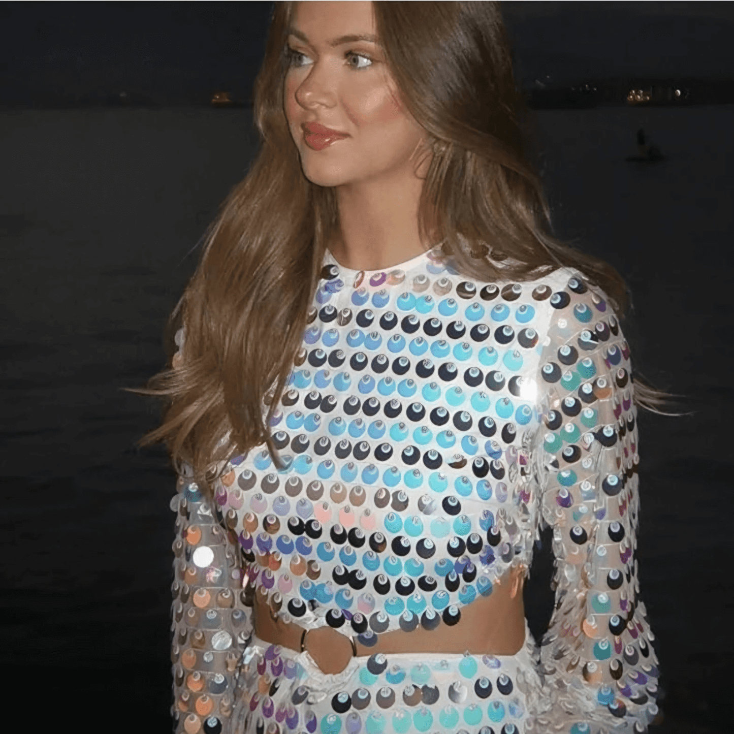 Robe Mini Pailletée Épaules Découvertes