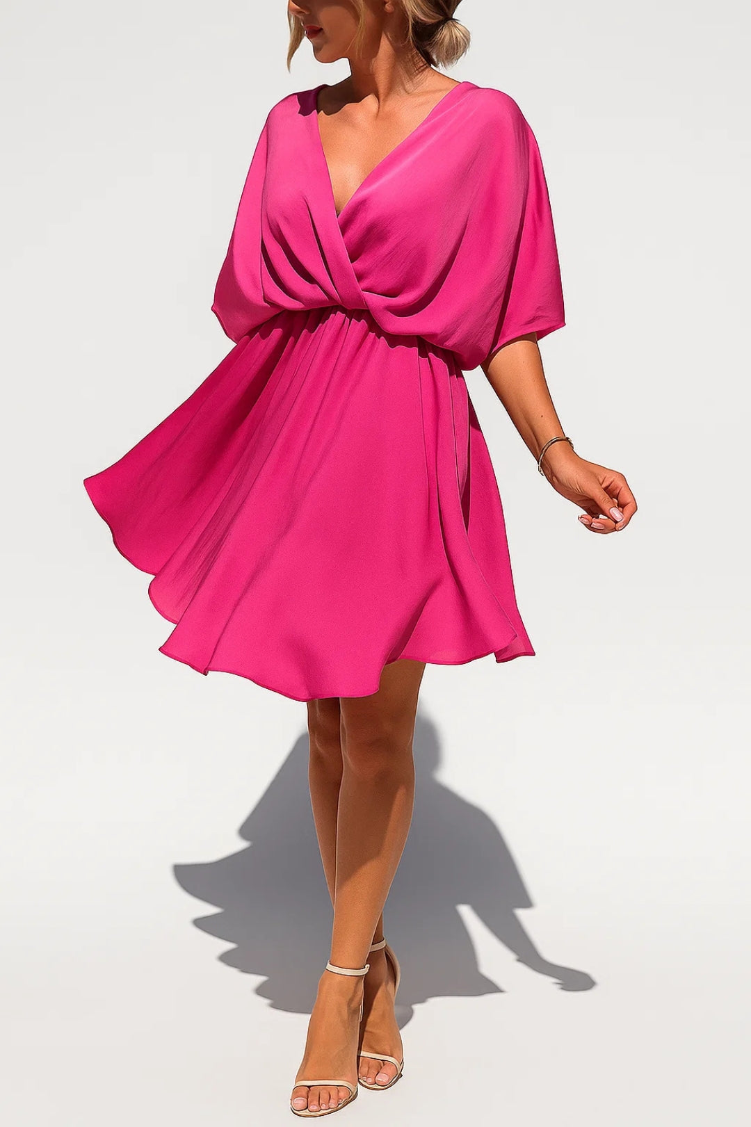 Robe Courte Élégante en Chiffon Décolleté V