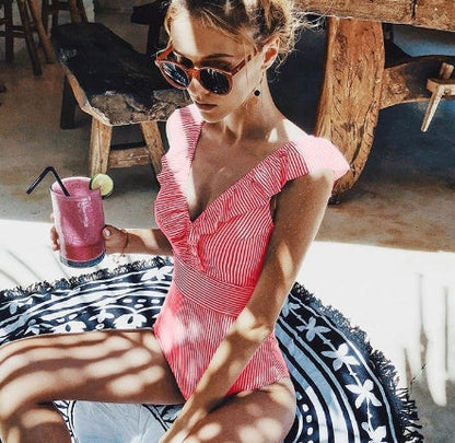 Maillot de Bain 1 Pièce Élégant pour Femme avec Volants Décoratifs