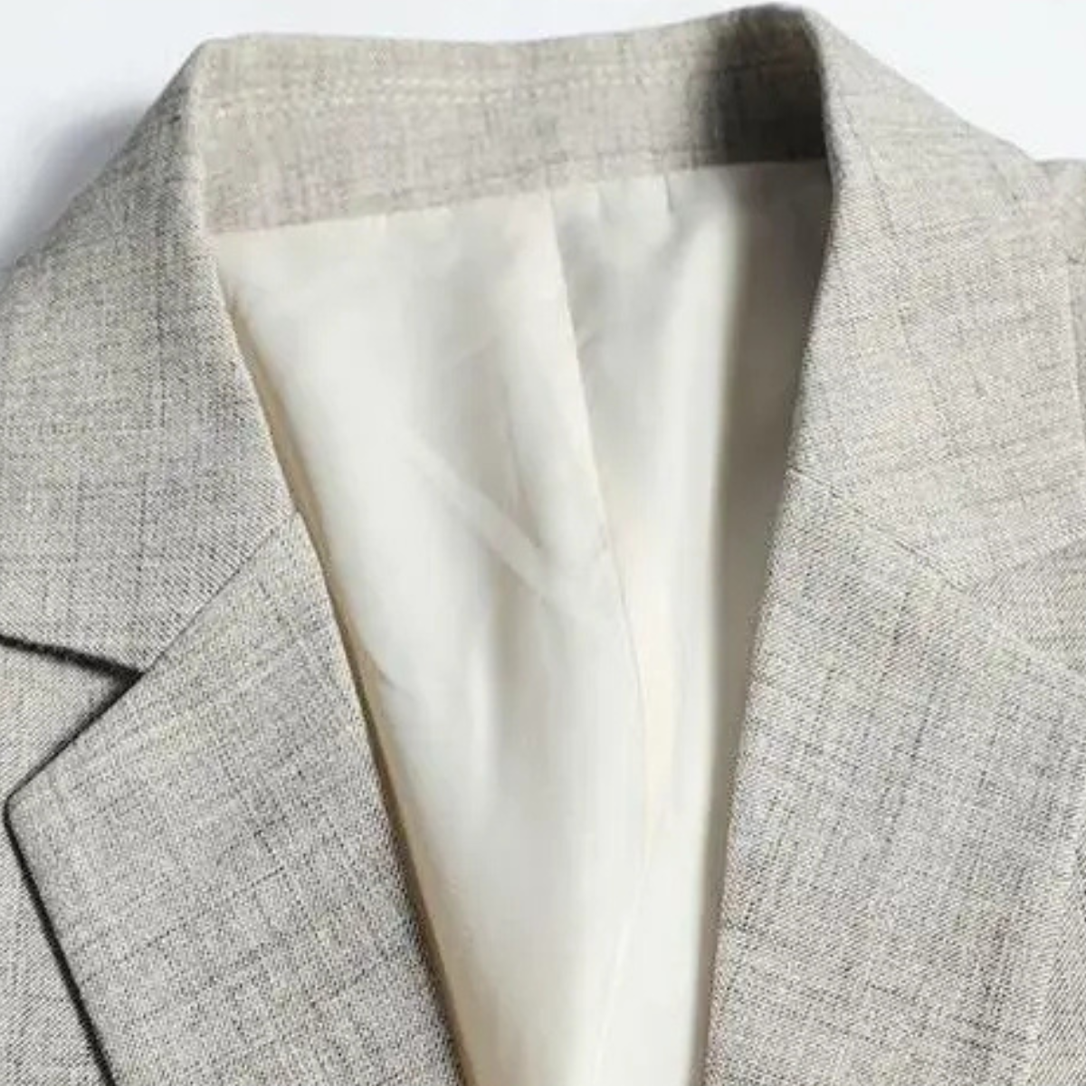 VogeLuxe | Blazer classique à revers cranté pour homme 1