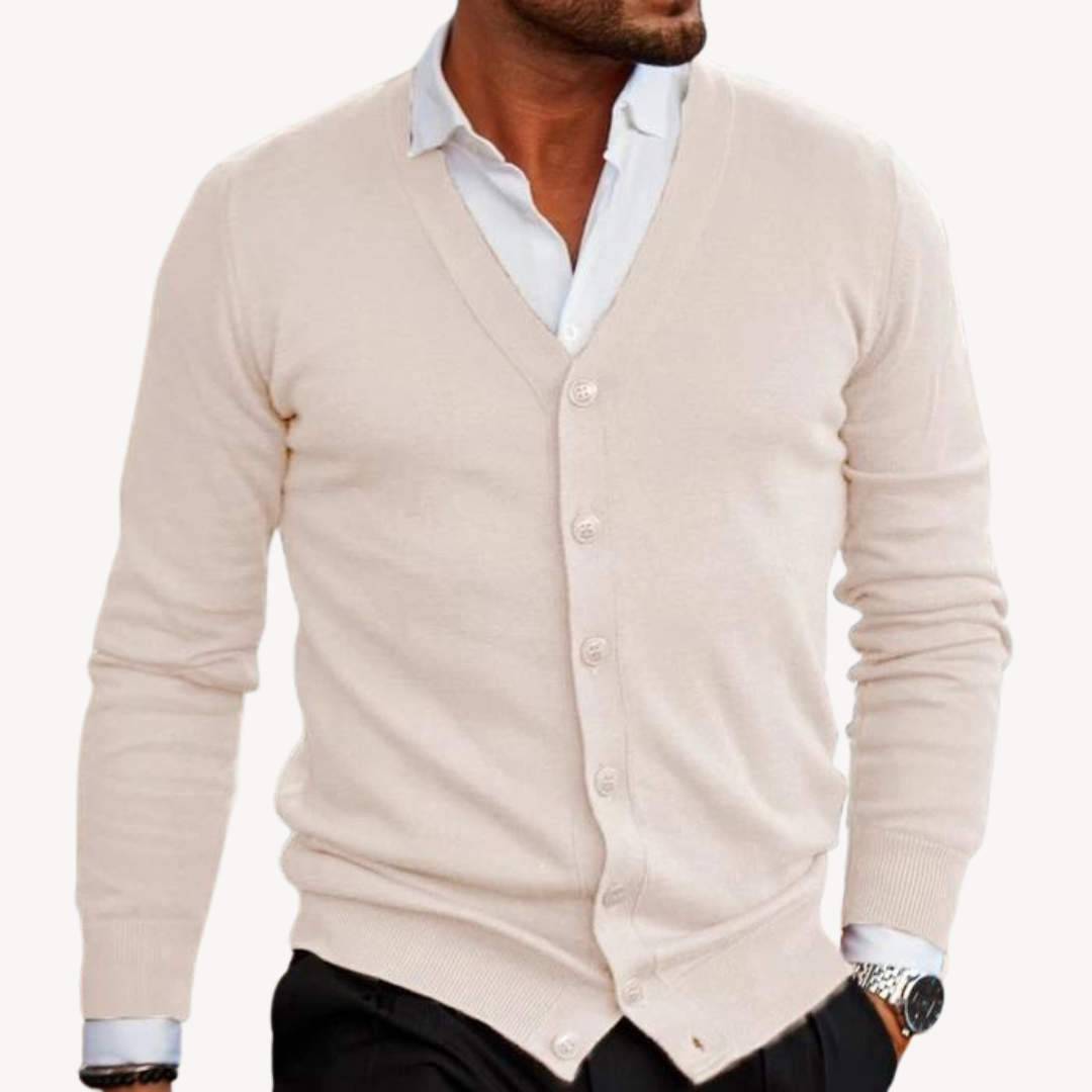 VogeLuxe | Cardigan classique à boutons pour homme 1