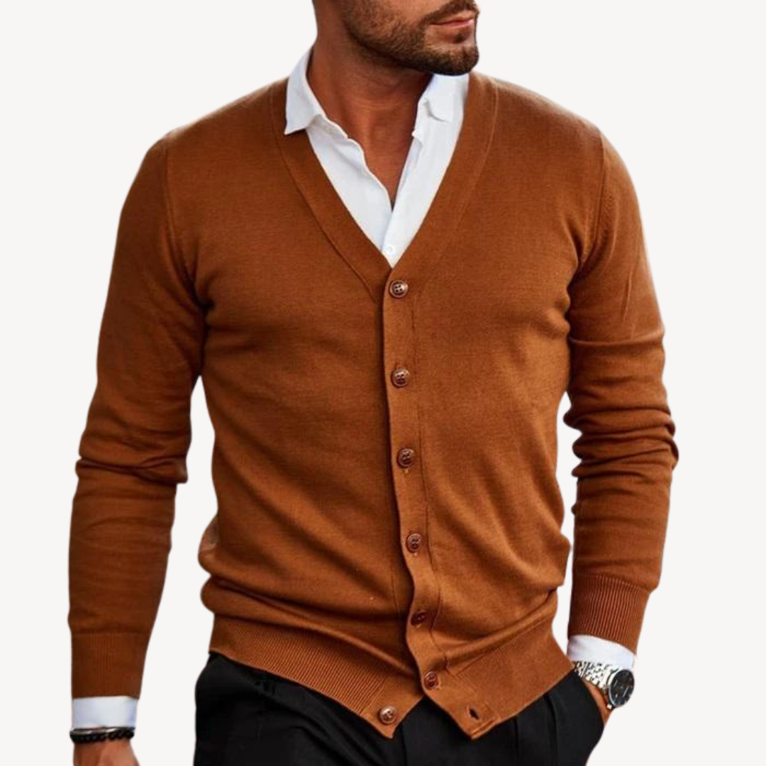 VogeLuxe | Cardigan classique à boutons pour homme 3