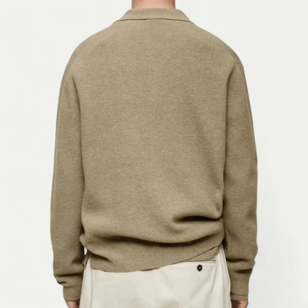 VogeLuxe | Cardigan classique boutonné pour homme 2